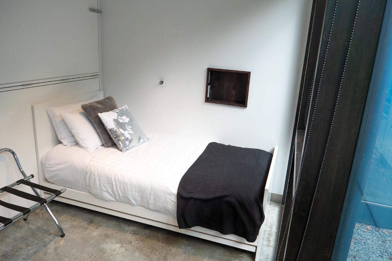 Old Bishop'S Quarters Heritage, Modern & Unique Accommodation ホバート エクステリア 写真