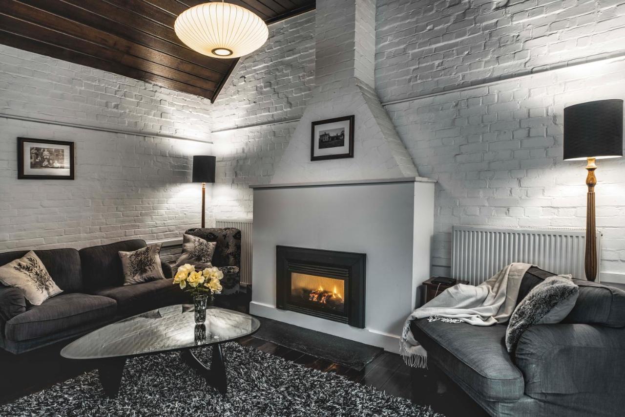 Old Bishop'S Quarters Heritage, Modern & Unique Accommodation ホバート エクステリア 写真