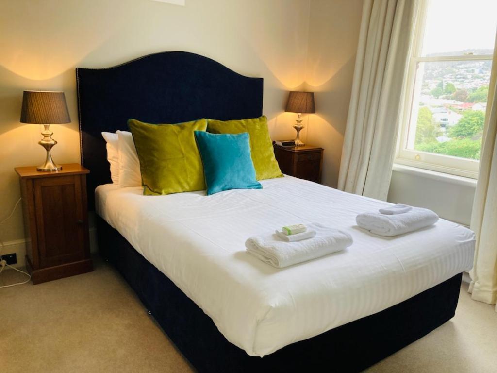 Old Bishop'S Quarters Heritage, Modern & Unique Accommodation ホバート エクステリア 写真