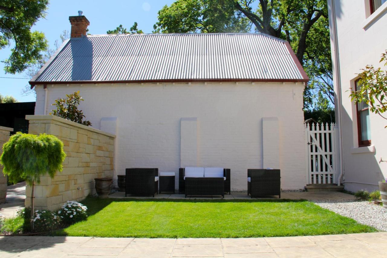 Old Bishop'S Quarters Heritage, Modern & Unique Accommodation ホバート エクステリア 写真